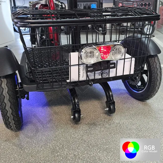 View 9 of Електрическа триколка Volt Electric A3 LUX RGB 750W, кресло с подлакътници