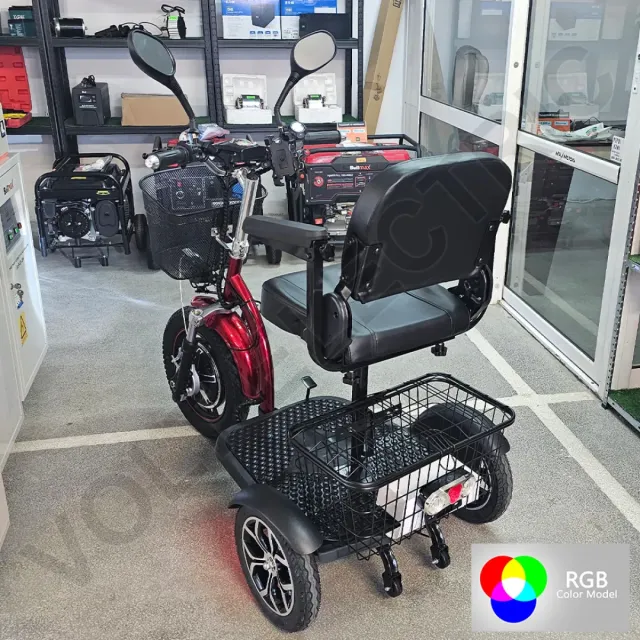 View 11 of Електрическа триколка Volt Electric A3 LUX RGB 750W, кресло с подлакътници