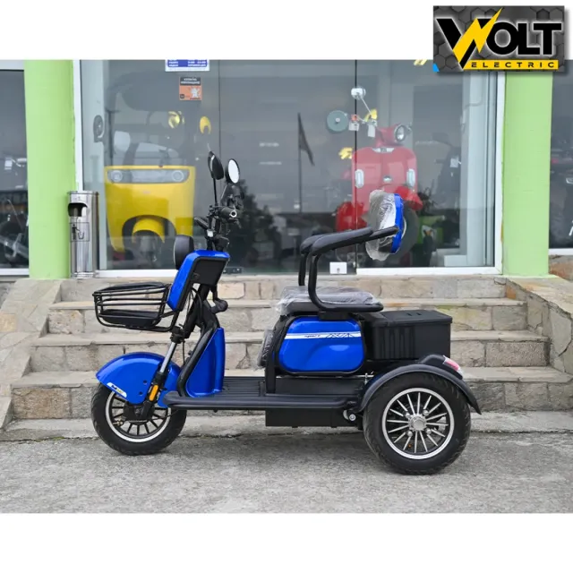 View 2 of Електрическа триколка Bullmax C2 с 5 батерии, 3 места, крачна спирачка, LED дисплей, 1500W/60V/20Ah, син цвят